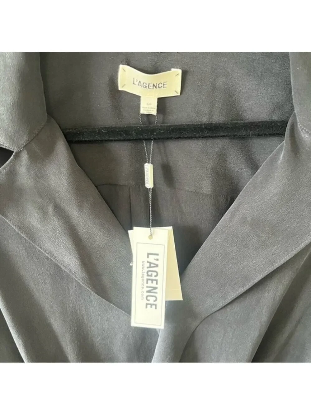 L'AGENCE Joah Wrap-Front 100% Silk Blouse Size S - Picture 9 of 13